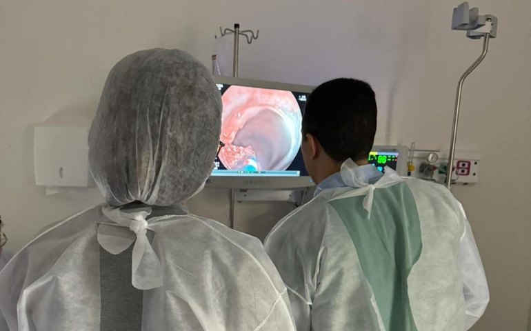  Hospital Metropolitano de Alagoas realiza procedimento inovador pelo SUS para tratamento de tumores gastrointestinais precoces 