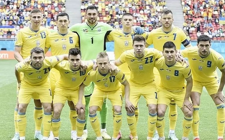 Fifa estende regra de suspensão de contratos entre atletas e clubes ucranianos