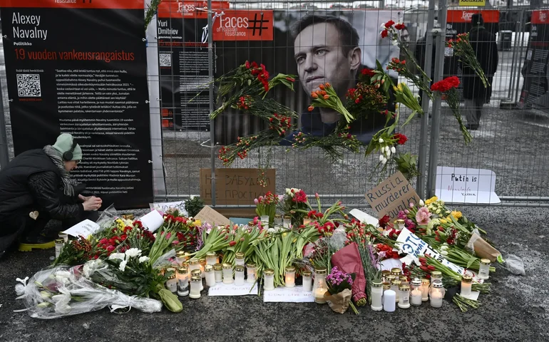 Países europeus convocam diplomatas russos e pedem explicações sobre a morte de Navalny