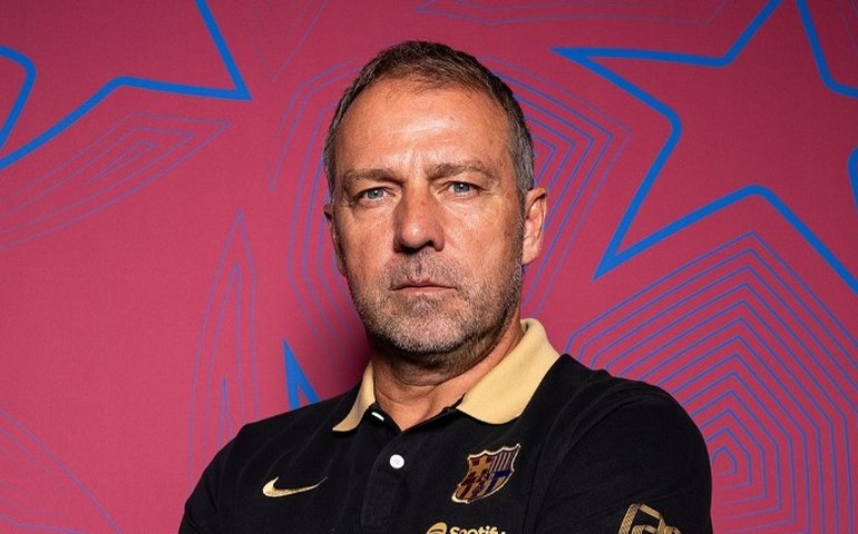 Flick valoriza retorno do Barcelona às semifinais da Liga após longa ausência: 'Fantástico'