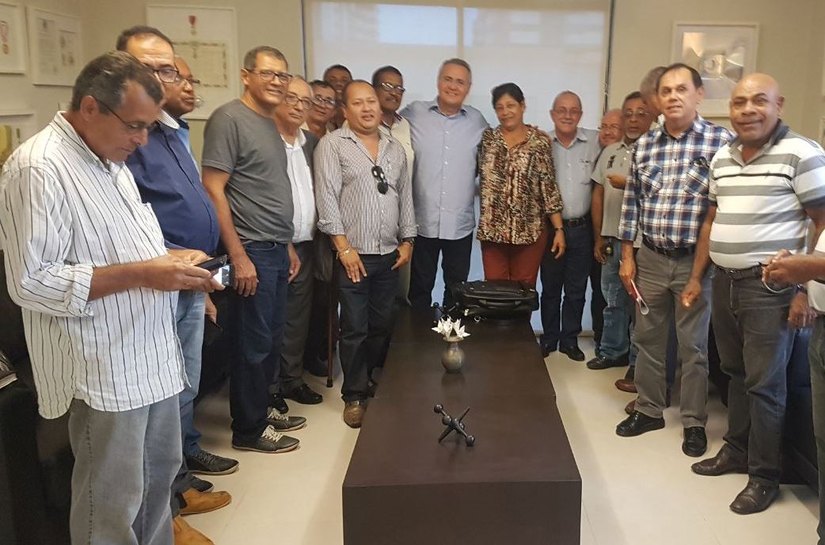 Dirigentes sindicais de Alagoas prestam solidariedade ao senador Renan