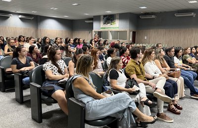Fisioterapeutas participam de atualização sobre ventilação mecânica avançada em neonatologia e pediatria