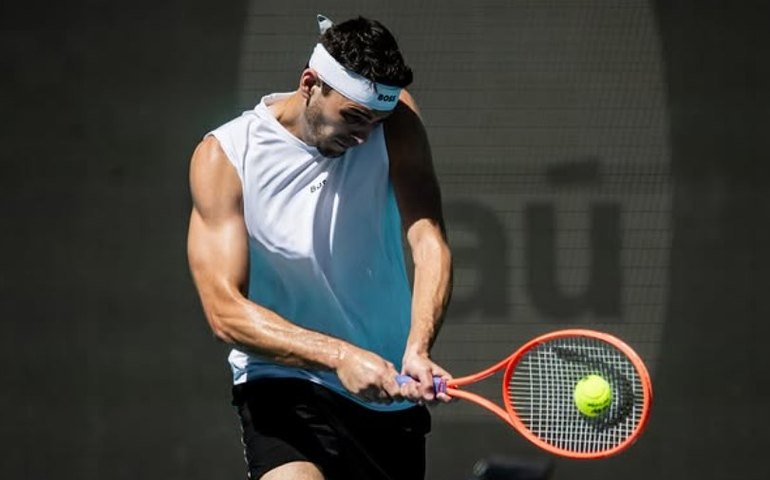 Fritz derrota Berrettini e vai representar os EUA na semifinal do Masters 1000 de Miami