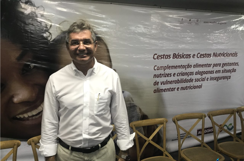 Prefeito de Pão de Açúcar participa de lançamento do programa alimentar