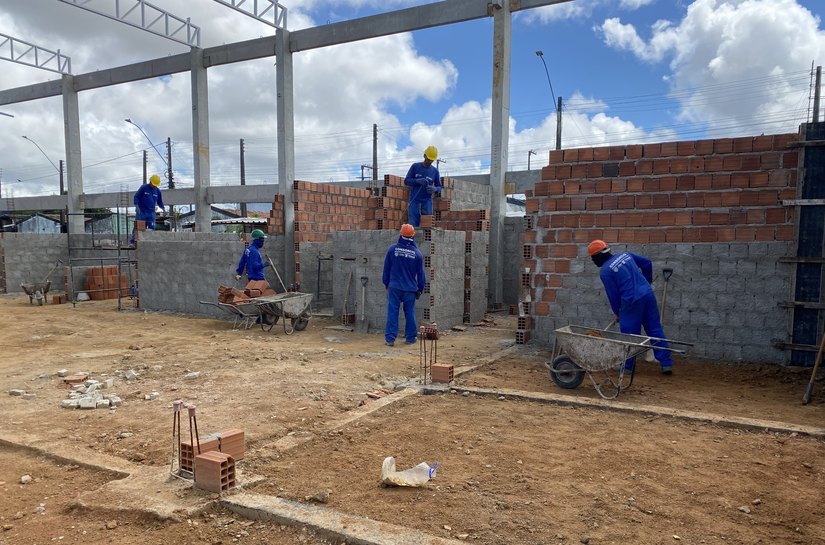Prefeitura avança na construção do novo Mercado Público do Jacintinho