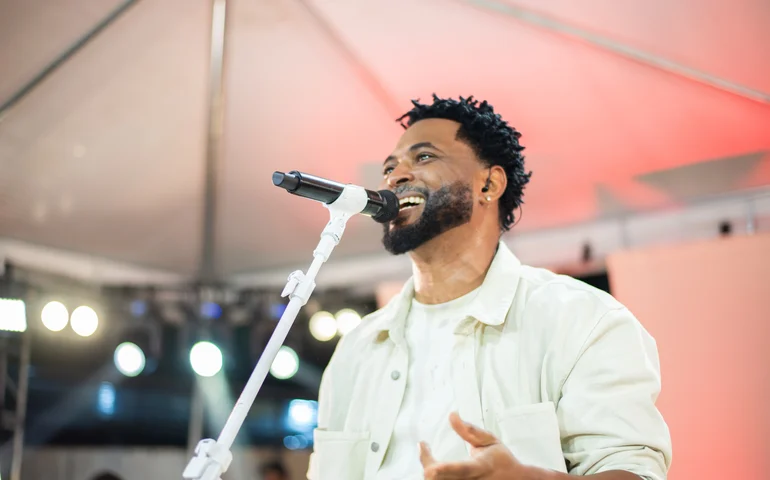 Julio Sereno lança primeiro EP do audiovisual “Pagode do Julio Sereno” no dia 19 de março