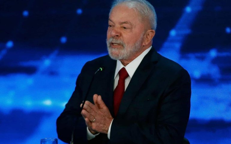Em direito de resposta, Lula diz estar ‘mais limpo’ que Bolsonaro