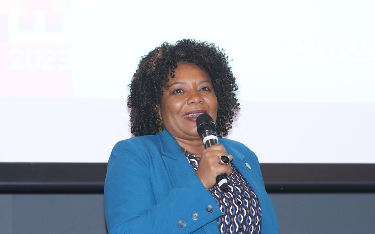 Margareth Menezes assina acordo de cooperação audiovisual entre Brasil e França