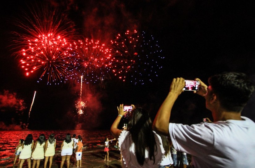 Comece 2025 com o pé direito: aprenda rituais de fim de ano simples e poderoso