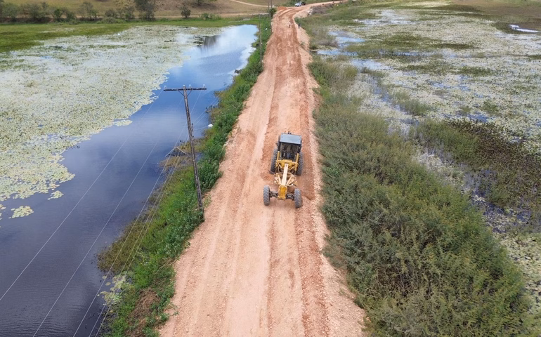 Prefeitura de Penedo conclui recuperação de estrada de acesso ao povoado Marizeiro