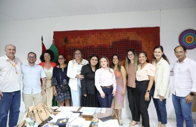 Reitor empossa docentes para os campi da Ufal em Maceió e Arapiraca