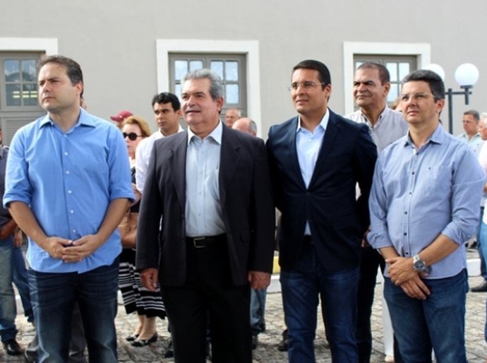 Secretário do Planejamento prestigia entrega de equipamentos agrícolas