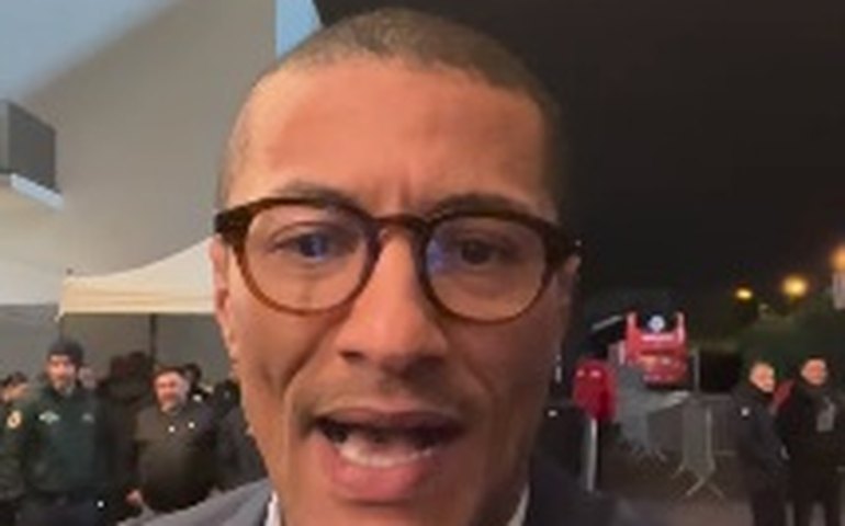 'Entre Neymar e Sócrates, eu fiz minha escolha', afirma prefeito francês