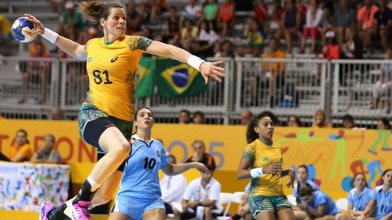 Seleções femininas de basquete e handebol do Brasil ganham medalha de ouro no Pan de Santiago