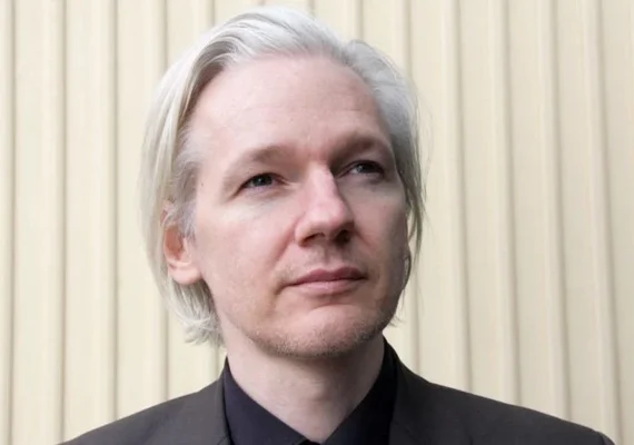 Justiça britânica decide hoje se concede último recurso a Julian Assange contra sua extradição para os EUA