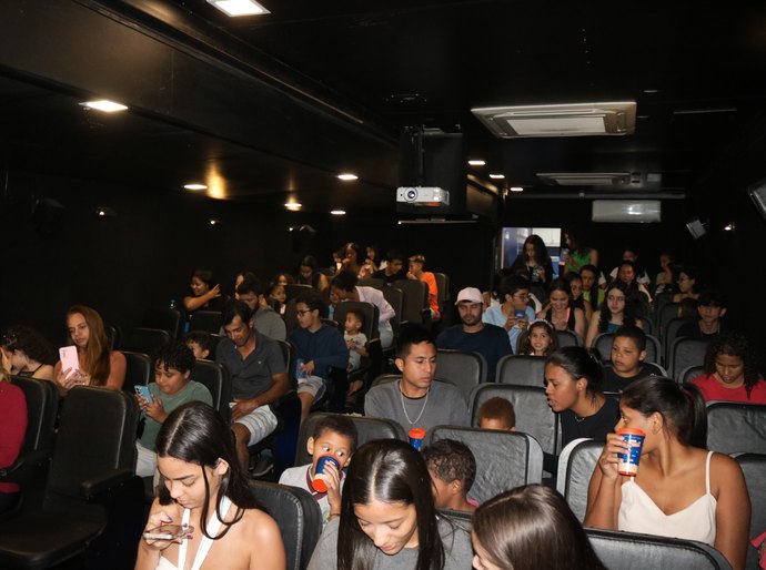 Cine Caixa CAP leva o cinema a Girau do Ponciano