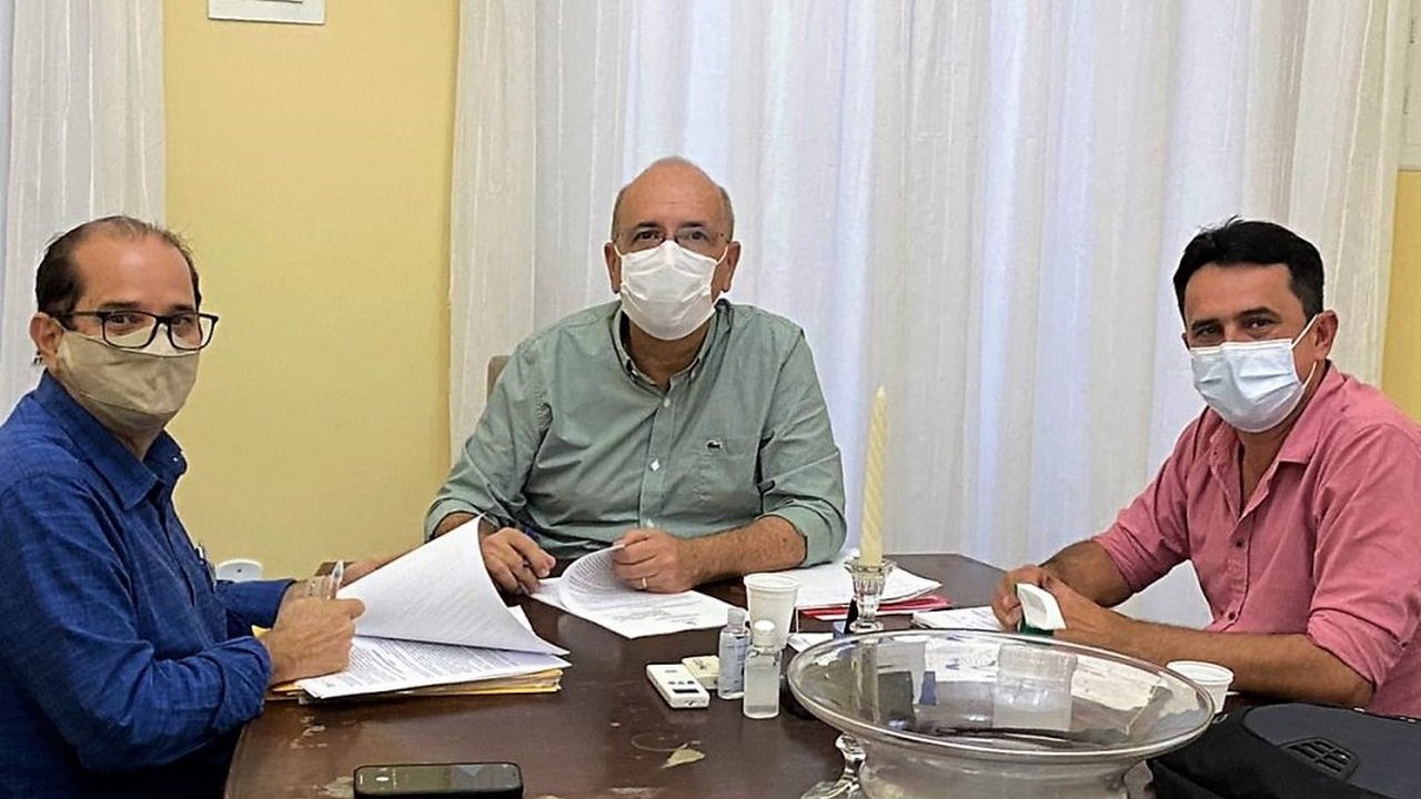 Prefeito Ronaldo Lopes transforma Distrito Industrial de Penedo em Polo Multissetorial