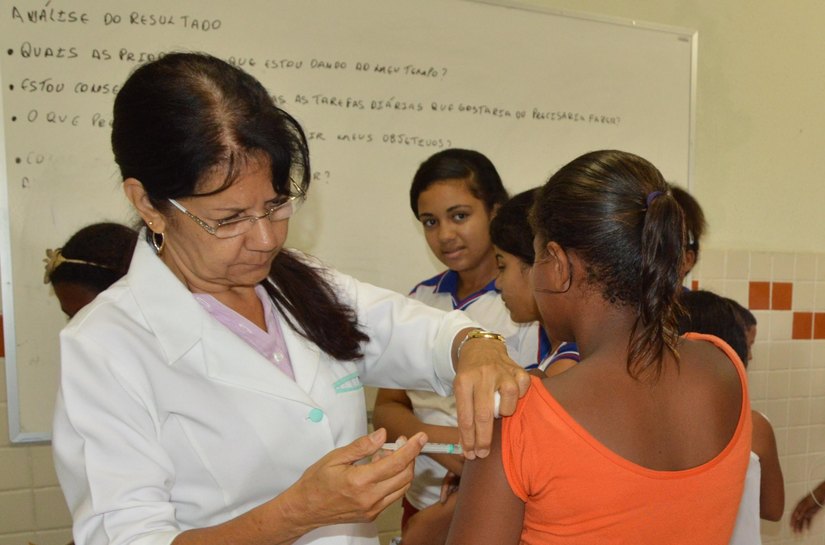 Férias escolares: Sesau destaca importância de atualizar a carteira de vacinação de crianças e adolescentes
