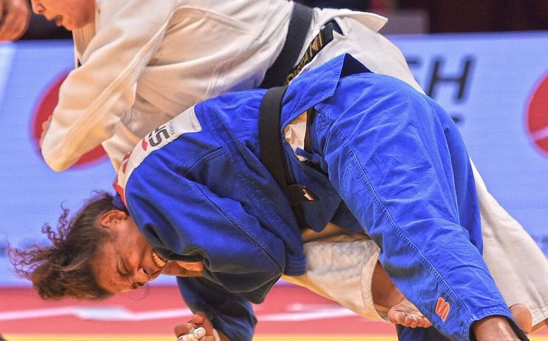 Rafaela Silva é ouro em Grand Slam, o último antes do Mundial de Judô