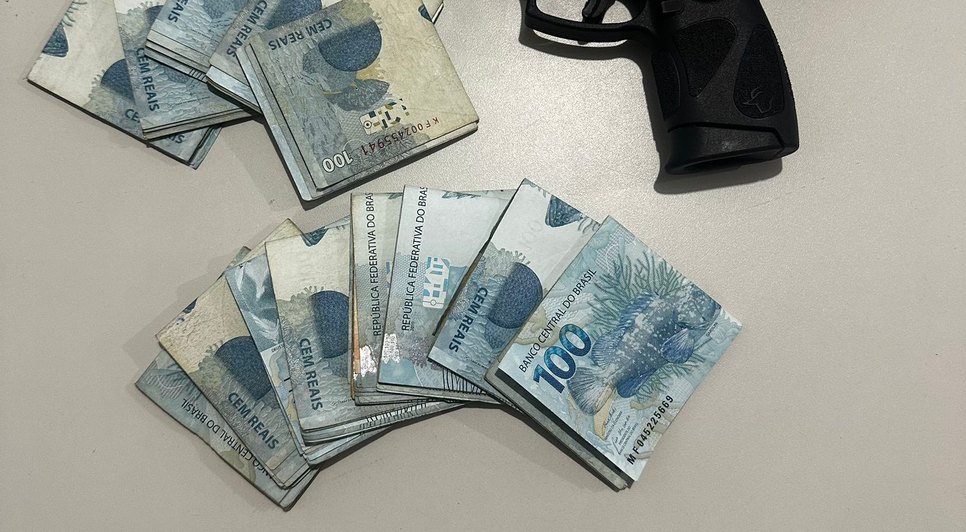 Após roubo de caminhoneta na Bahia, suspeitos tentam subornar policiais com R$ 50 mil e acabam presos em Sergipe