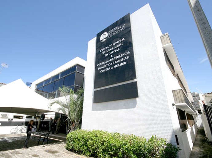 Juizado da Mulher de Maceió recebe cerca de 100 casos de violência doméstica por mês