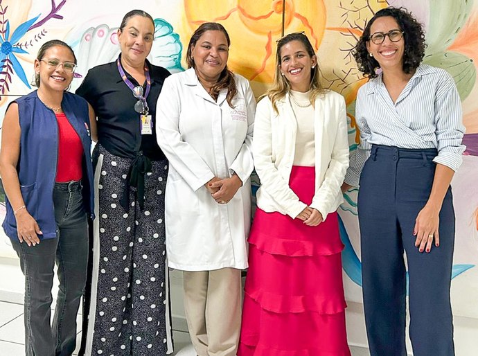 Casa da Mulher e Hospital da Mulher articulam parceria para encaminhamentos