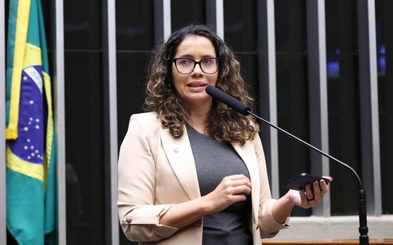 Câmara aprova atestado para trabalhador que acompanhar criança doente