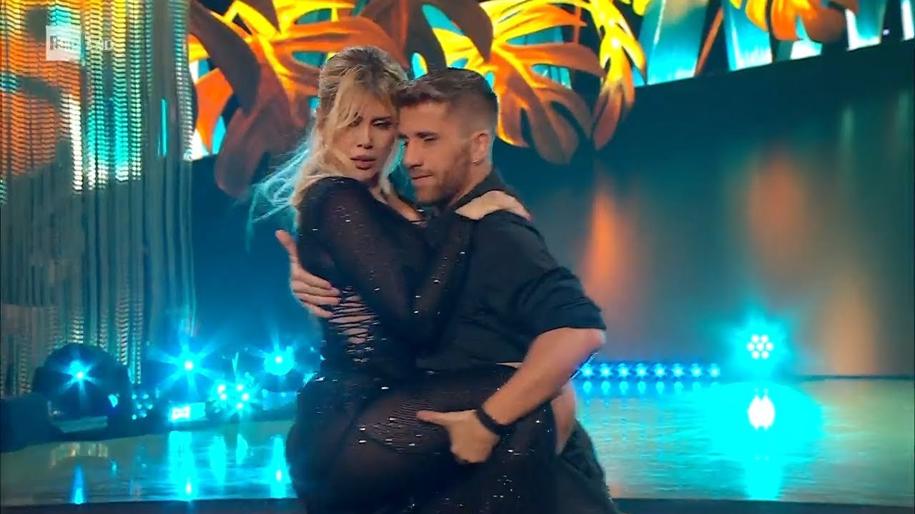 Mulher de Icardi, do Galatasaray, Wanda Nara vai participar de reality show na Itália