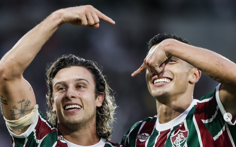 Fluminense supera Fortaleza com brilho de Serna e Fábio bate recorde de jogos
