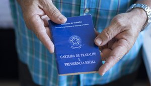 como-tirar-carteira-de-trabalho-scaled
