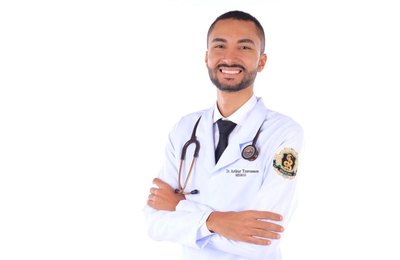 Estudante do Cesmac é aprovado em concorrida residência de Anestesiologia no Hospital Sírio-Libanês