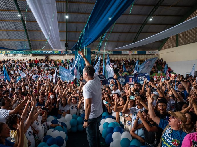 Quaest: Renan Filho lidera primeira pesquisa após início da campanha