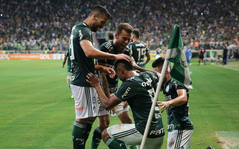 Palmeiras vence o Vasco no Rio e conquista o título brasileiro