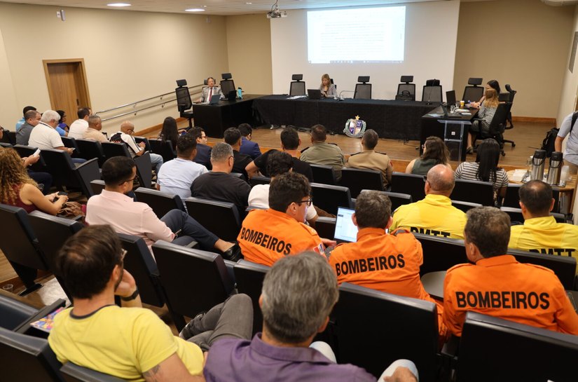 MP, Segurança Pública, Equatorial, blocos e associações assinam TAC para o carnaval 2026 em Alagoas