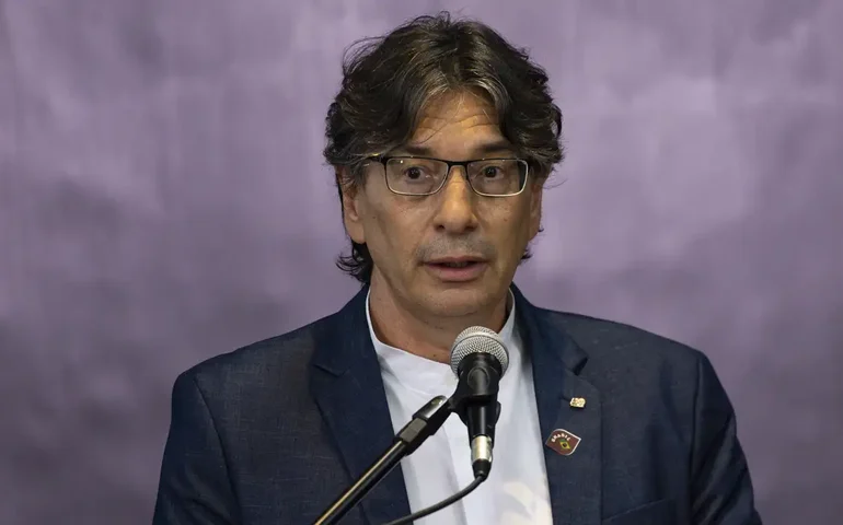 Presidente IBGE defende produção estatística com dados digitais da população