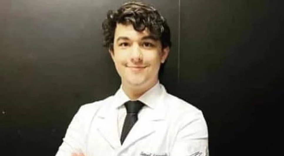 Estudante de medicina sergipano morre após batida entre carro e caminhão na Bahia