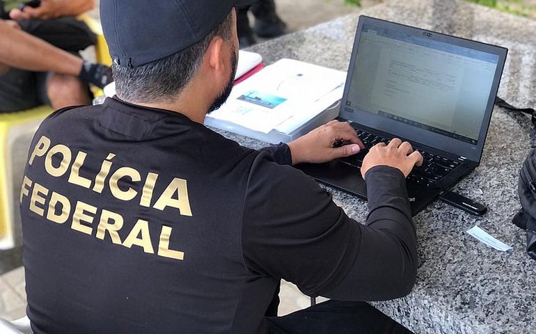 PF cumpre 33 mandados contra quadrilha suspeita de desvio de verbas públicas em Alagoas e Sergipe