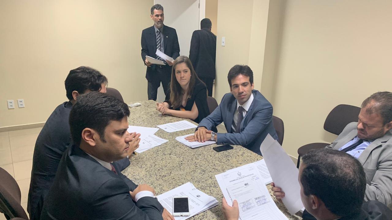 Projeto de lei da deputada Cibele Moura que veda contratação de condenados na Maria da Penha vai à votação