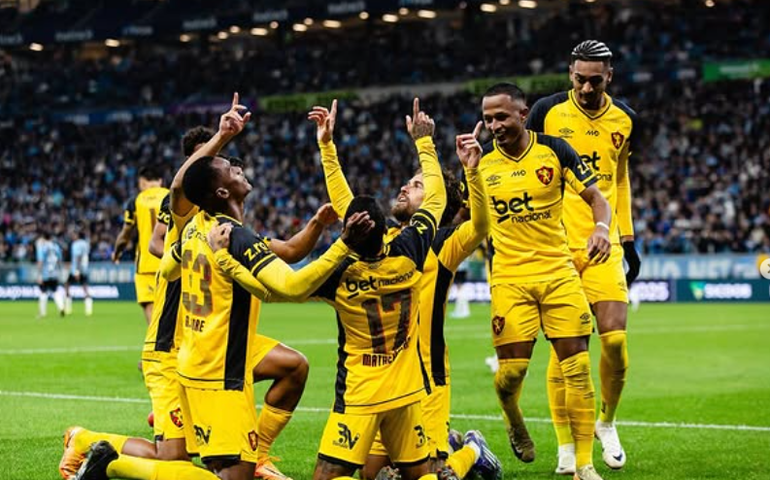 Grêmio perde em casa e Sport comemora a primeira vitória no Campeonato Brasileiro