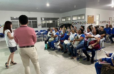 Vigilância Sanitária realiza palestra sobre boas práticas em escola municipal