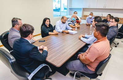 Moradores dos Flexais pedem apoio da OAB Alagoas para realocação de imóveis