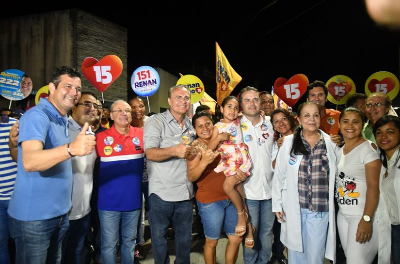 Caravana do senador Renan percorre mais quatro municípios da região Norte