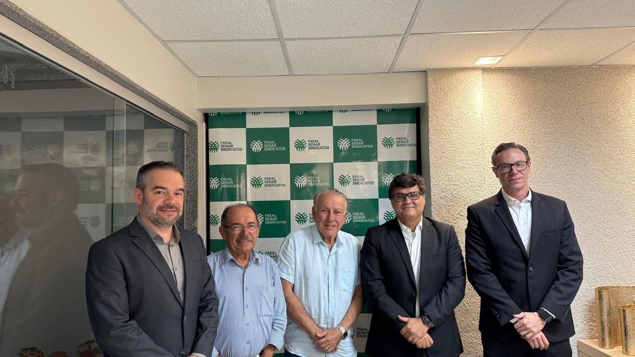 Executivos do Grupo Piracanjuba visitam diretoria do Sistema Faeal/Senar