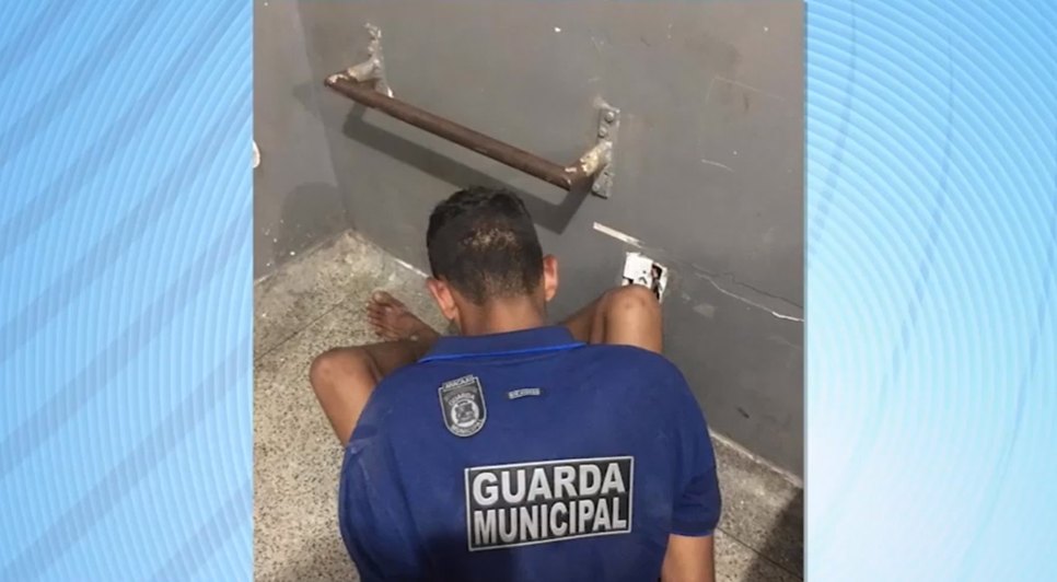 Homem foi preso pela Guarda Municipal de Aracaju no Centro da capital. / Foto: Imagem: Reprodução/TV Atalaia