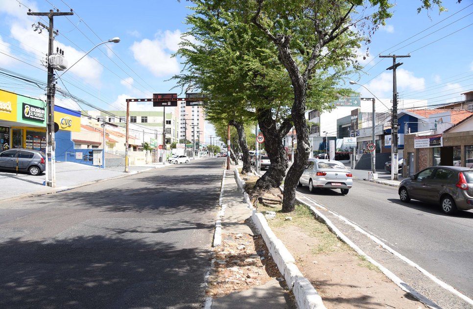 AVENIDA HERMES FONTES / Foto: Ana Lícia Menezes/PMA