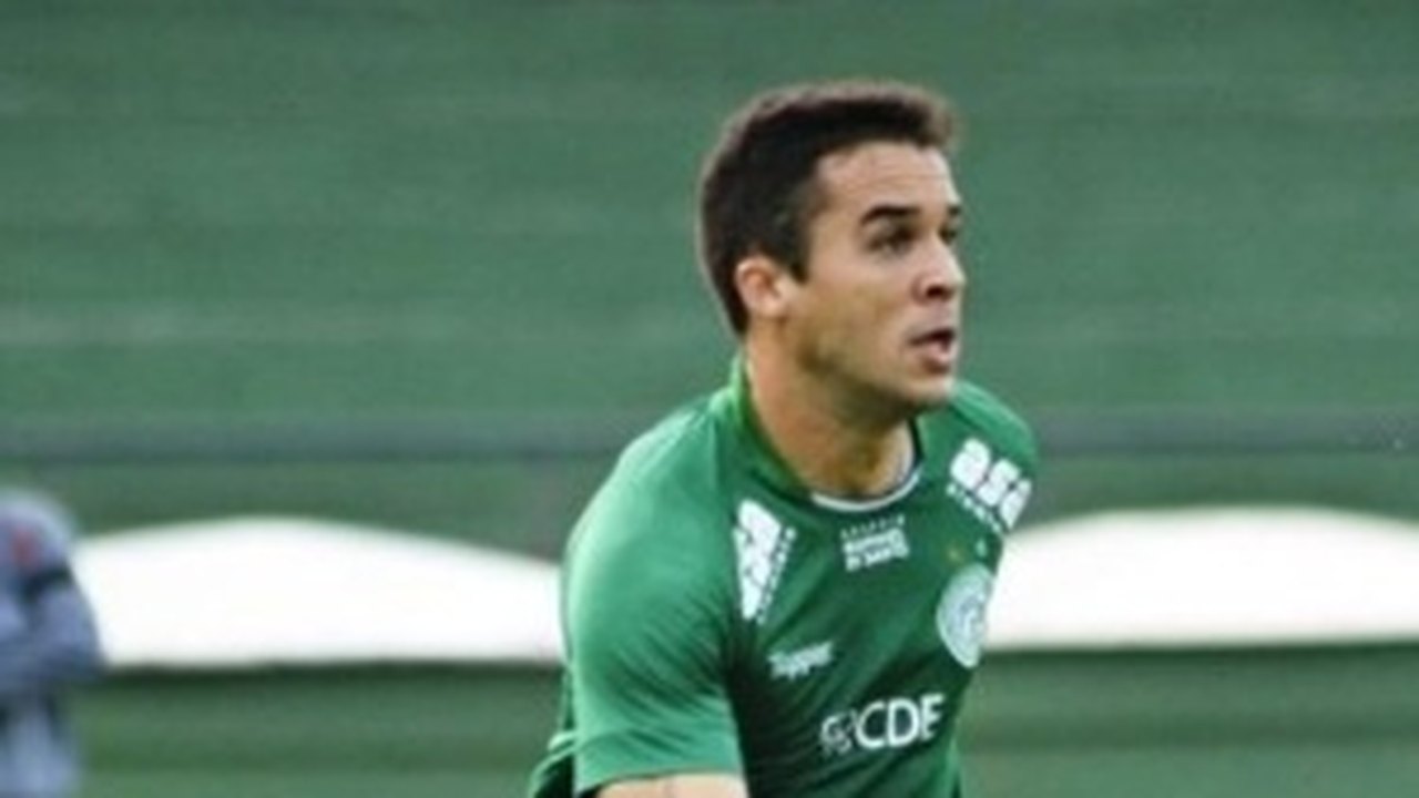 Hoje no Cuiabá, Lenon cobra quase R$ 1 milhão do Guarani na Justiça