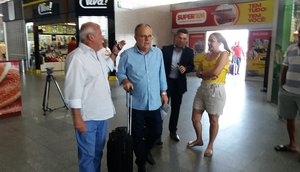 Belivaldo embarca para Brasília / Foto: Leonardo Barreto/TV Atalaia