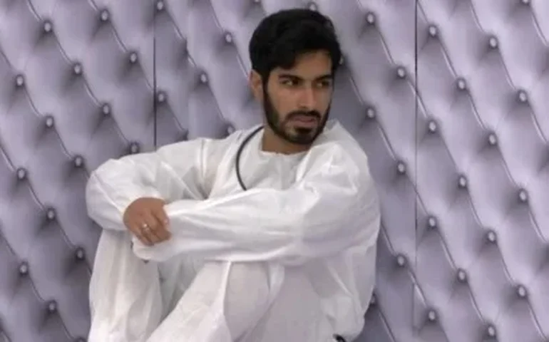 'BBB 26': Ricardinho desiste e deixa o Quarto Branco; veja o momento