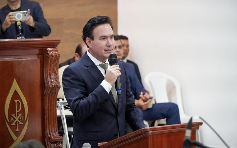 Prefeito Jorge Galvão participa de culto em ação de graças pelos 65 anos de Jundiá