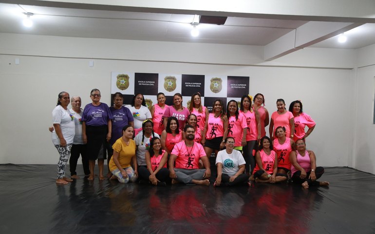 Operação Bem-Estar Mulher leva cuidado e acolhimento às moradoras de Fernão Velho e Rio Novo